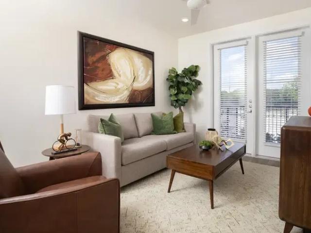 1 bedroom, Houston TX 77009 104984835