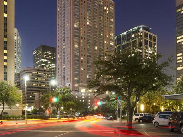 1 bedroom, Houston TX 77010 77327743