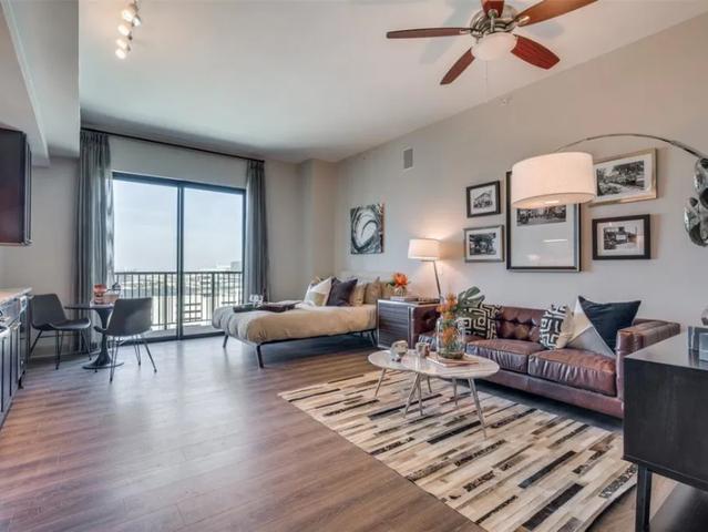 1 bedroom, Houston TX 77024 96295039