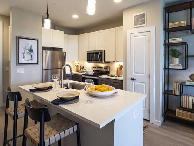 1 bedroom, Houston TX 77433 106117056