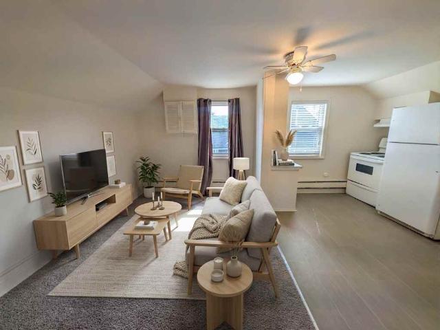 1 Bedroom Home for Rent at 42 Leeper St, St. Catharines, ON L2S 2N2 Western Hill