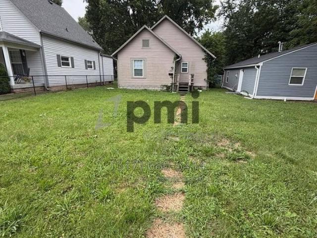 1 Bedroom Home for Rent at 1327 W 32nd St, Indianapolis, IN 46208 Near Northwest Riverside