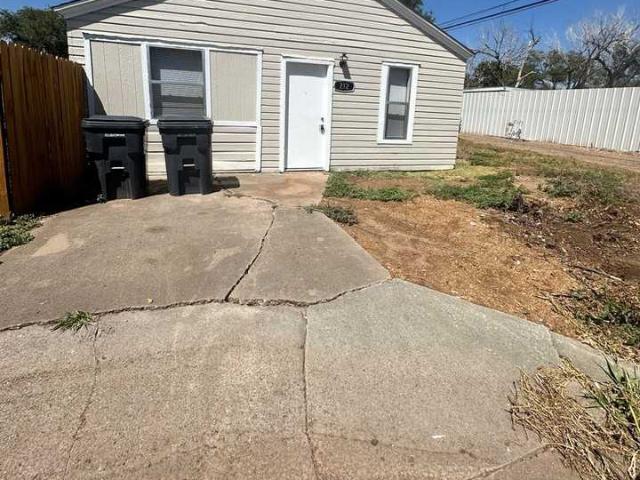 1 Bedroom Home for Rent at 212 Sw 37th Ave, Amarillo, TX 79110