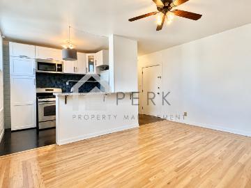 1 Bedroom Home for Rent at 22 John St, Seattle, WA 98109 Lower Queen Anne