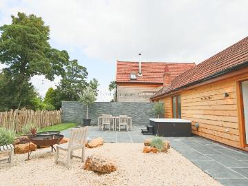 1 Bedroom Home – Medium Let