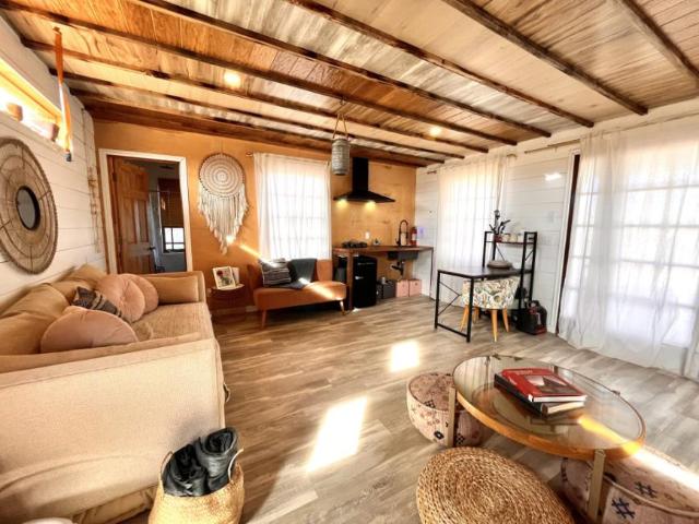 1 bedroom, Homestead Valley Homestead Valley 105360672
