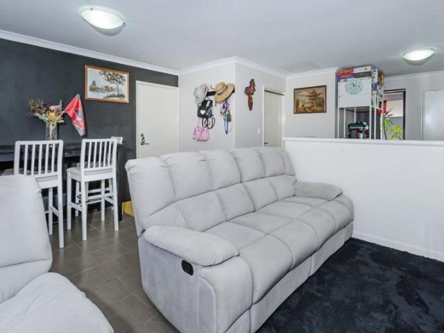 1 Bedroom Haven at 1/4 Balfour Swan View, WA 6056