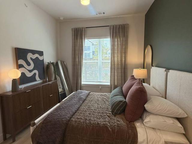 1 bedroom, Haltom City TX 76117 105234578
