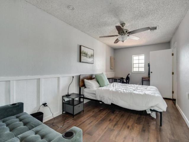 1 bedroom, Haltom City TX 76117 LS92857944