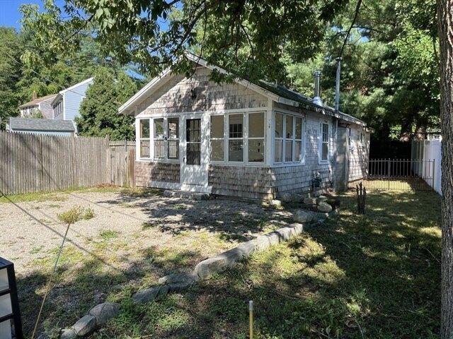 1 bedroom, Hanson MA 02341 105317040
