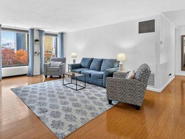 1 bedroom, Hartford CT 06103 104569759