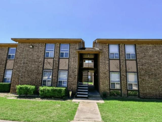 1 bedroom, Hempstead TX 77445 104945775
