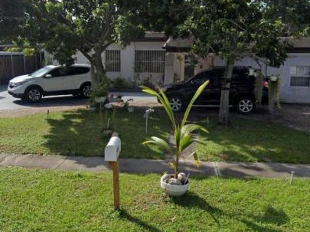 1 bedroom, Hialeah FL 33012 105902955