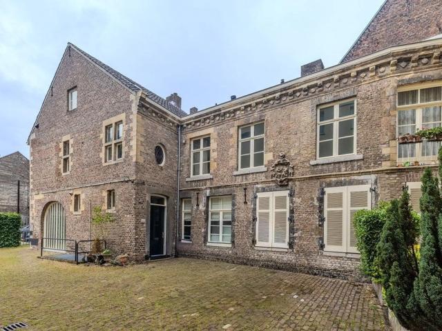 1 bedroom Huurwoning Surface Area: 110m2