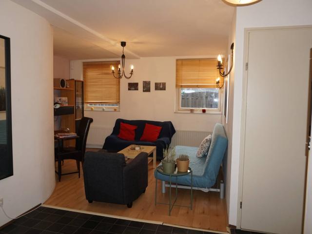 1 bedroom Huurwoning Surface Area: 43m2