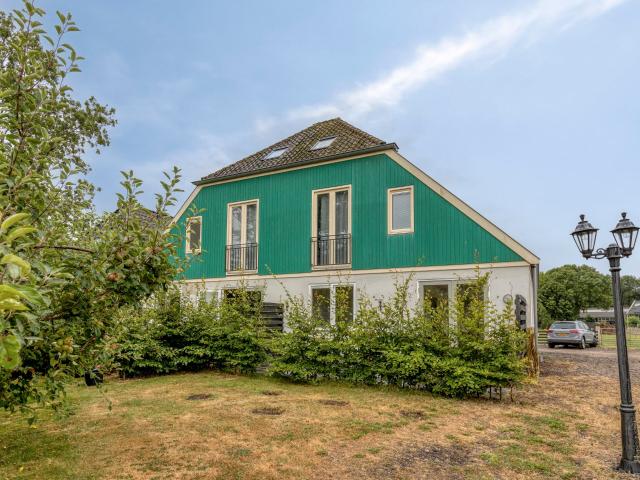 1 bedroom Huurwoning Surface Area: 63m2