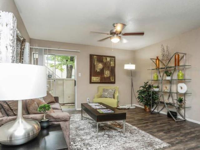 1 bedroom, Humble TX 77396 105220961