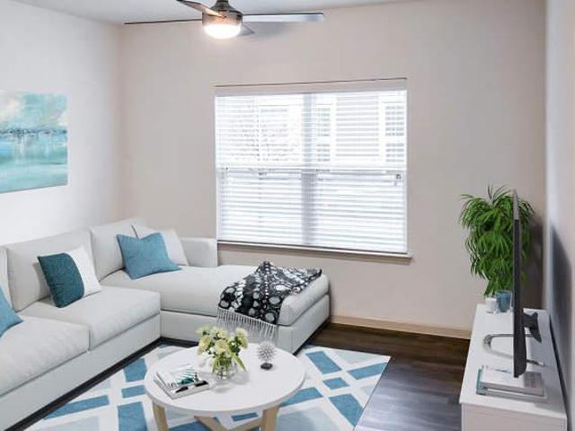 1 bedroom, Hurst TX 76053 105855295