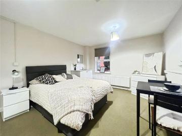 Room for rent in Burhill