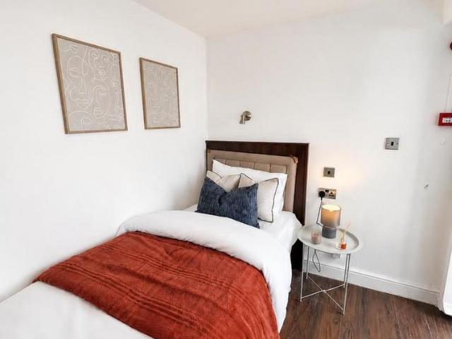 1 bedroom apartment to rent