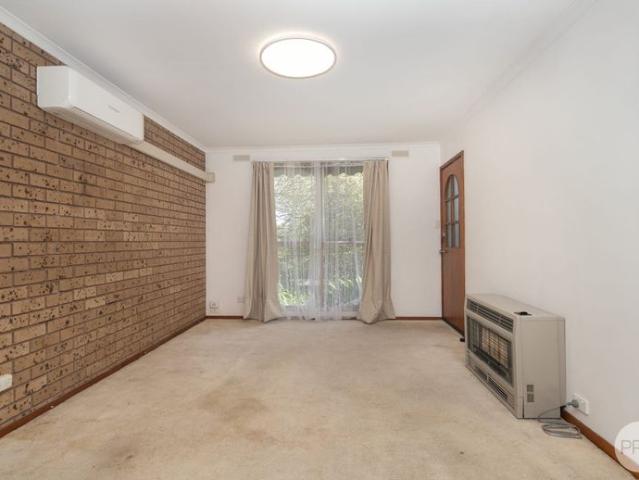 1 BEDROOM IN GREAT LOCATION