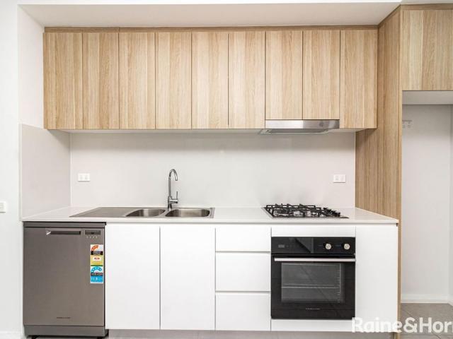 1 Bedroom In Great Location!