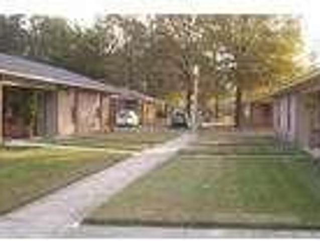 1 bedroom in Hooks TX 75561