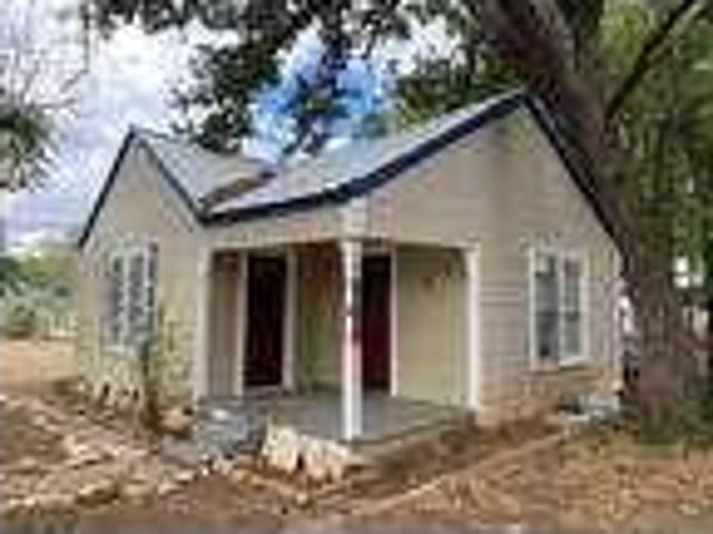 1 bedroom in Hamilton Texas 76531