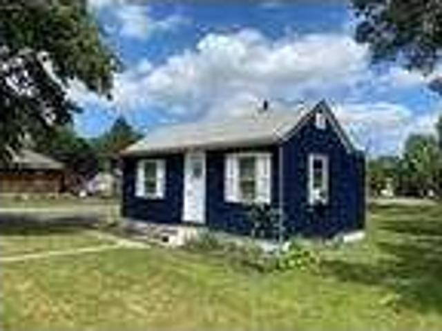 1 bedroom in Huron SD 57350