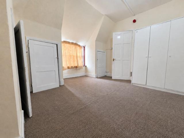 1 Bedroom in Leytonstone