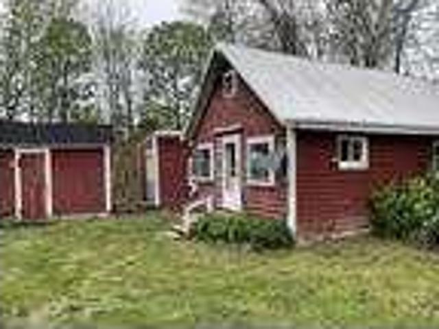 1 bedroom in Madison Maine 04950