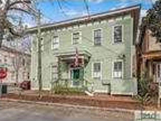 1 bedroom in Savannah GA 31401