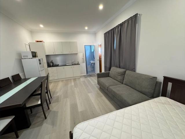 1 bedroom in Westmead
