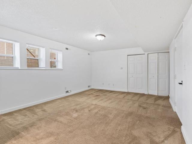 1 bedroom, Indianapolis IN 46205 104927554
