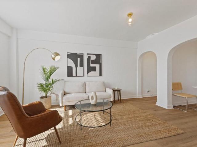 1 bedroom, Indianapolis IN 46202 104927598