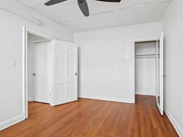 1 bedroom, Indianapolis IN 46202 104927535