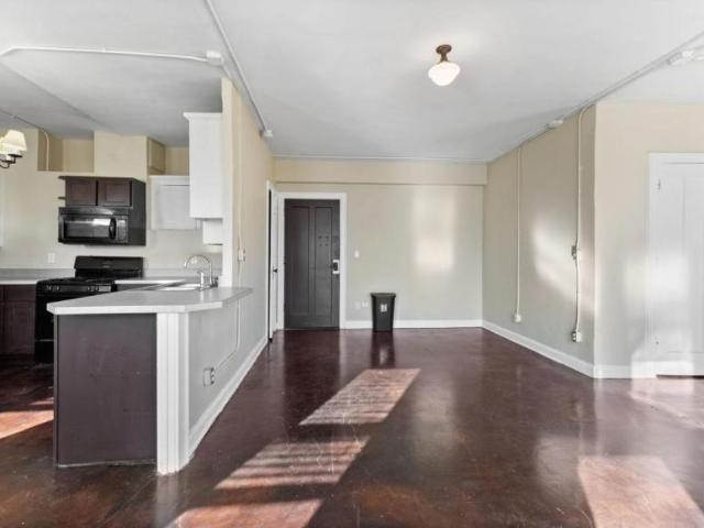 1 bedroom, Indianapolis IN 46202 105183673
