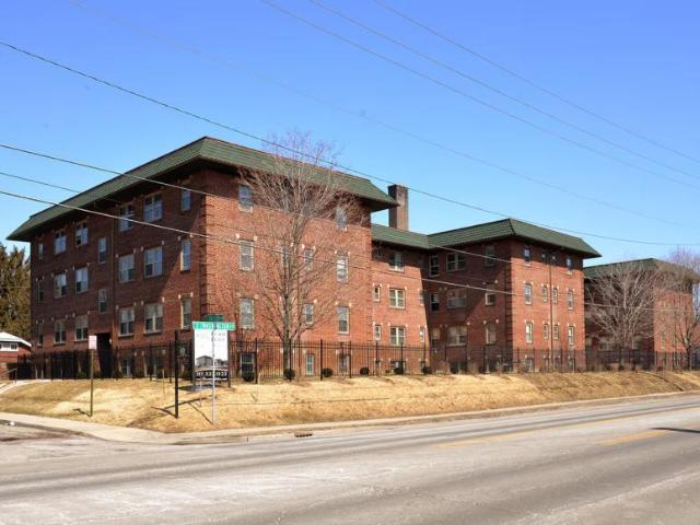 1 bedroom, Indianapolis IN 46219 104927556