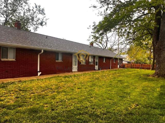 1 bedroom, Indianapolis IN 46219 106220972