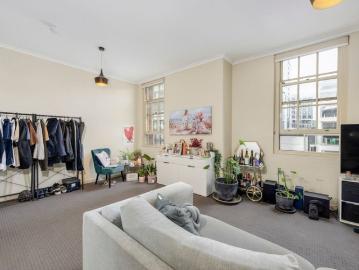 1 BEDROOM INNER CITY APARTMENT