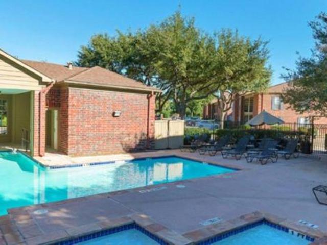 1 bedroom, Irving TX 75063 106130325