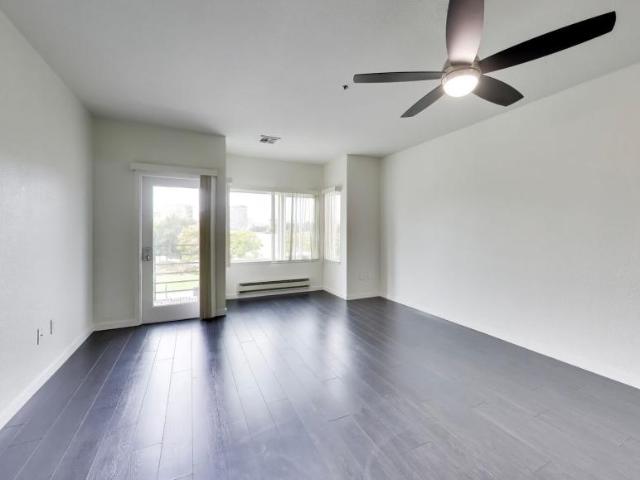 1 bedroom, Oakland CA 94606 105666929