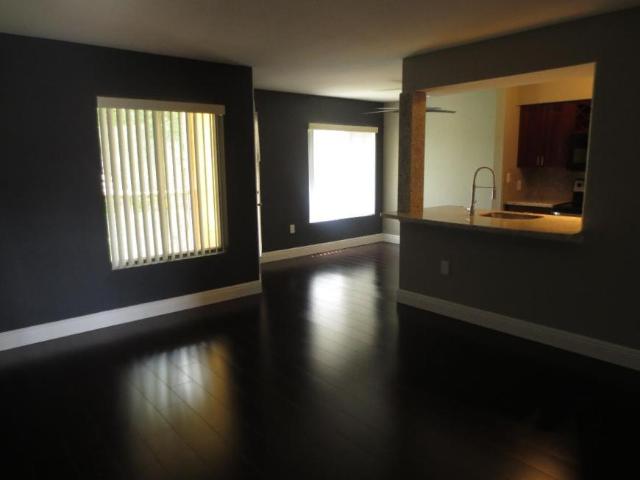 1 bedroom, Oakland Park FL 33309 105266297