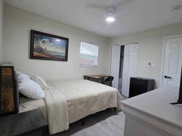 1 bedroom, Orlando FL 32811 106215368