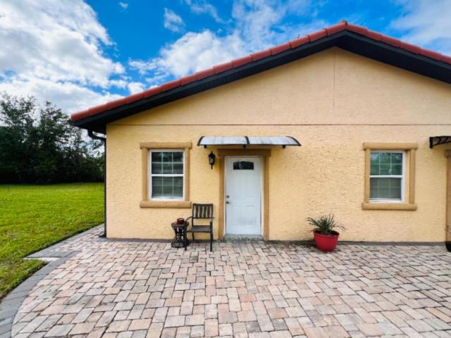 1 bedroom, Orlando FL 32824 LS105621640