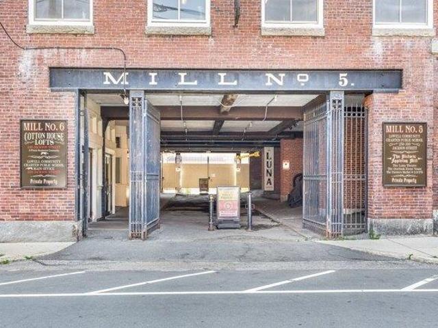 1 bedroom, Lowell MA 01852 105404779
