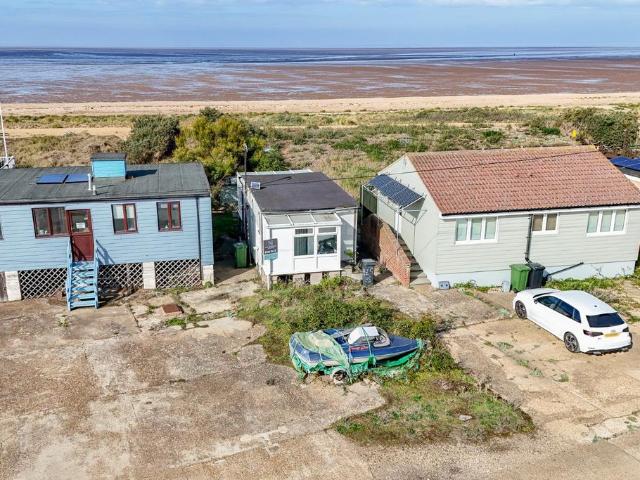 1 bedroom lodge for sale