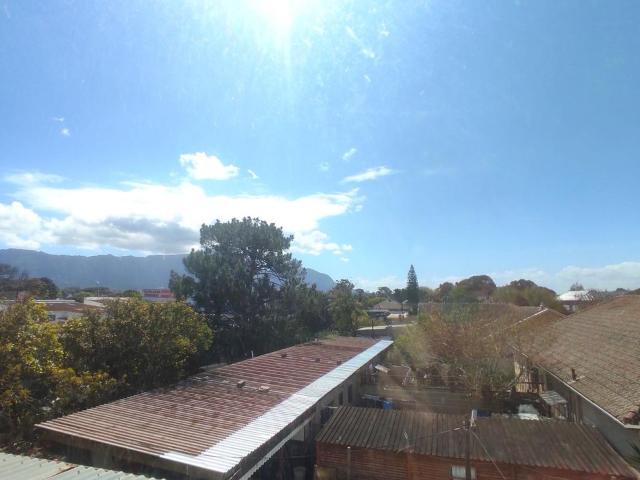 1 Bedroom loft apartment rented in Diep River, Cape Town