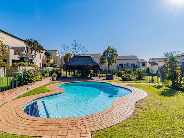 1 Bedroom loft apartment to rent in Bromhof, Randburg