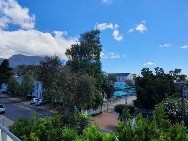 1 Bedroom loft apartment to rent in Kenilworth, Cape Town